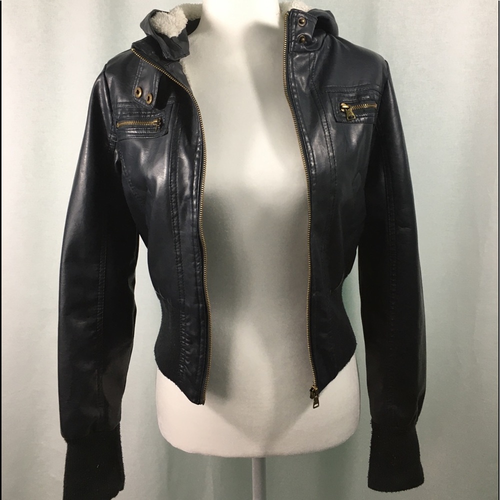 leather jacket - Picture 3 of 3